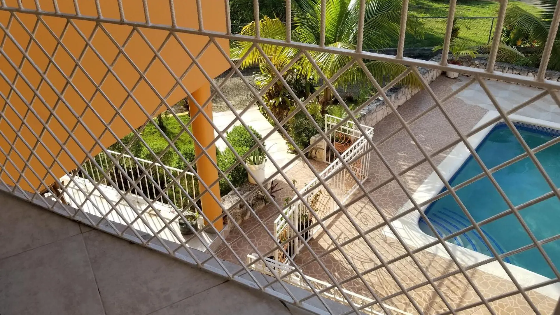 Pensionat Villa Chaudhry Garden Suite One Montego Bay